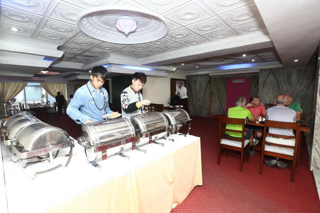 Hotel Woodland Katmandu Dış mekan fotoğraf