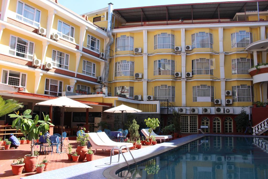 Hotel Woodland Katmandu Dış mekan fotoğraf