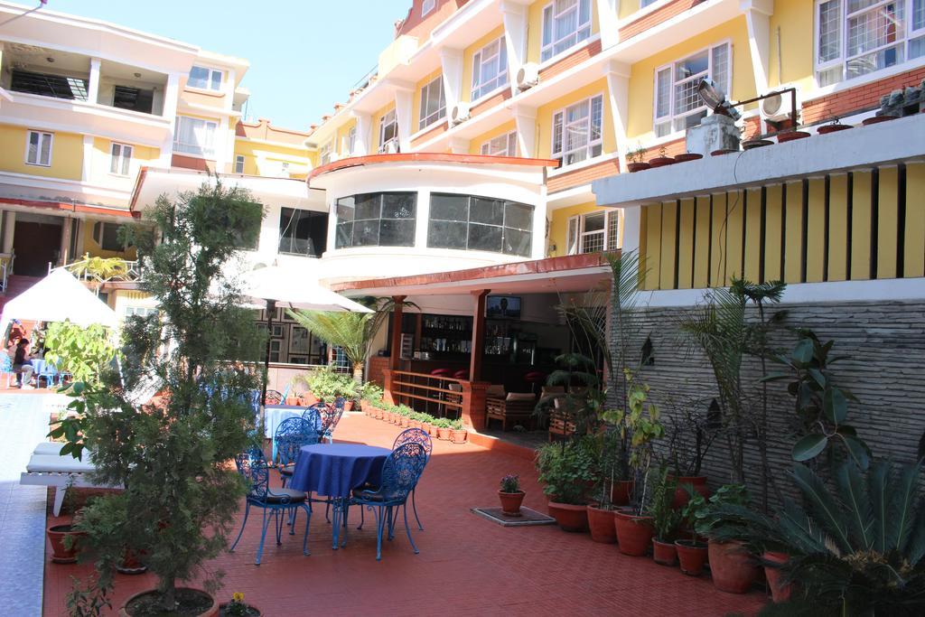 Hotel Woodland Katmandu Dış mekan fotoğraf
