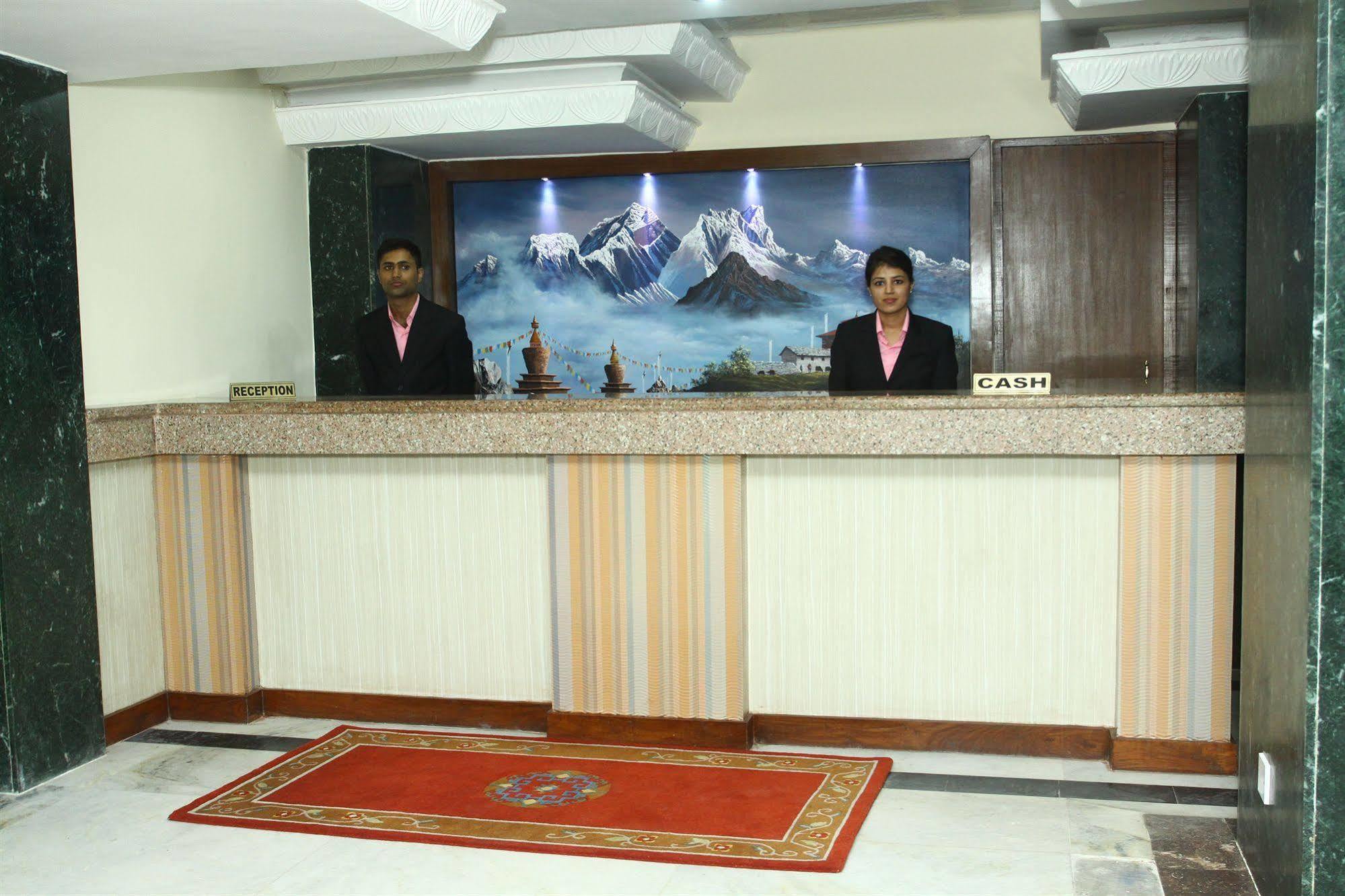 Hotel Woodland Katmandu Dış mekan fotoğraf
